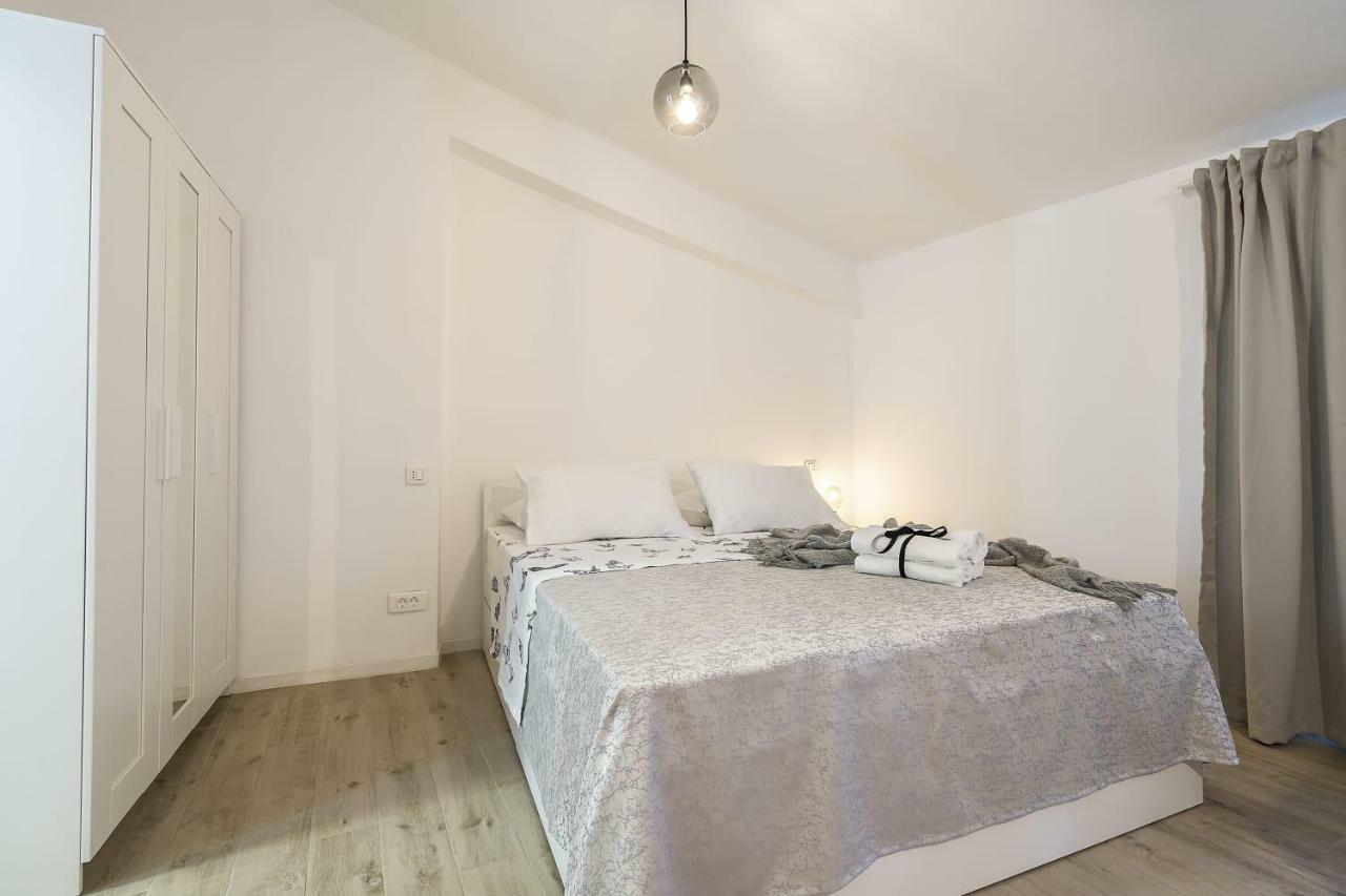 Studio Apartments Petar In Old Part Of Town Split Exterior photo